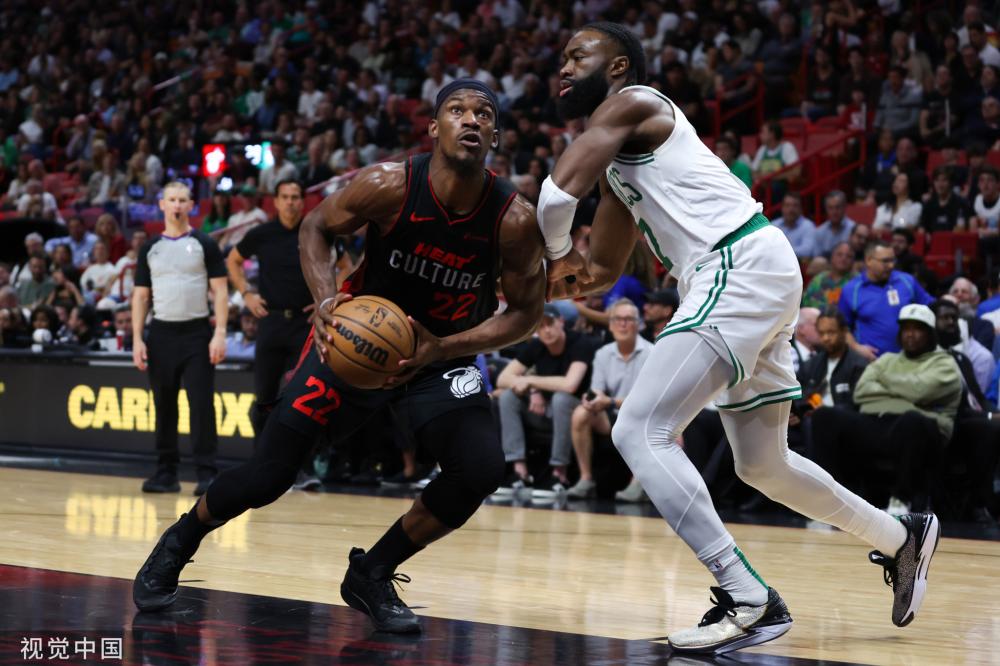 文班亚马狂砍50分马刺克奇才 雷霆送鹈鹕6连败.